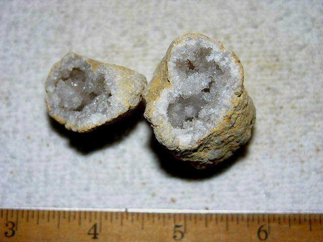 Geode pair opened with crystal centers 2.5 inch G39