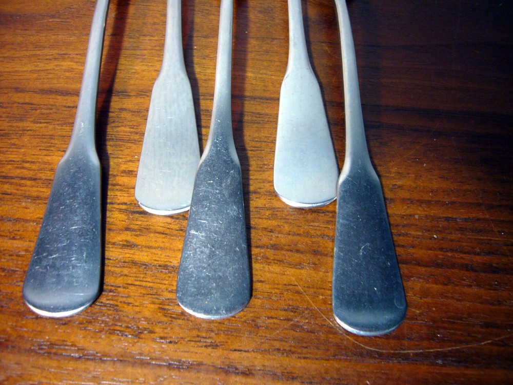 5 Oneida Colonial Boston Dinner Forks SSS Stainless Flatware