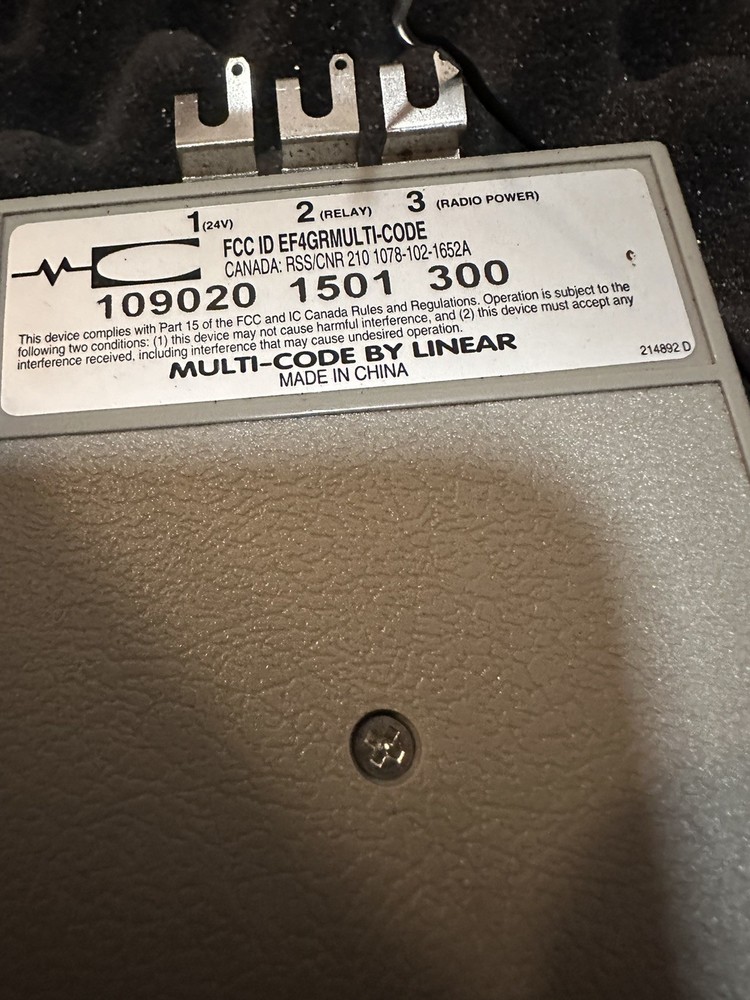 Linear Multi Code 109020 1501 300MHz Receiver 1-Channel w/ AC Wall Plug
