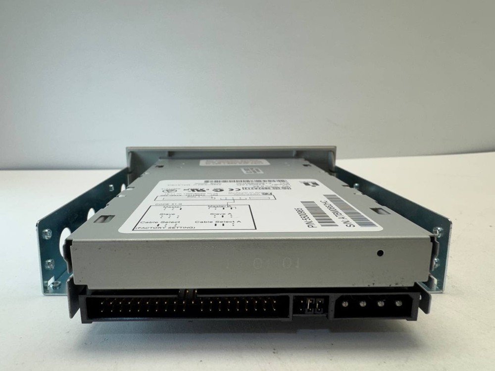 Iomega Zip 250MB Internal IDE ATAPI Drive Z250ATAPI w/ 5.25 Bracket
