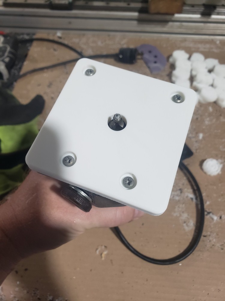 3D PRINTED ZERO CLEARANCE PLATE FOR DW670 DEWALT ROUTER
