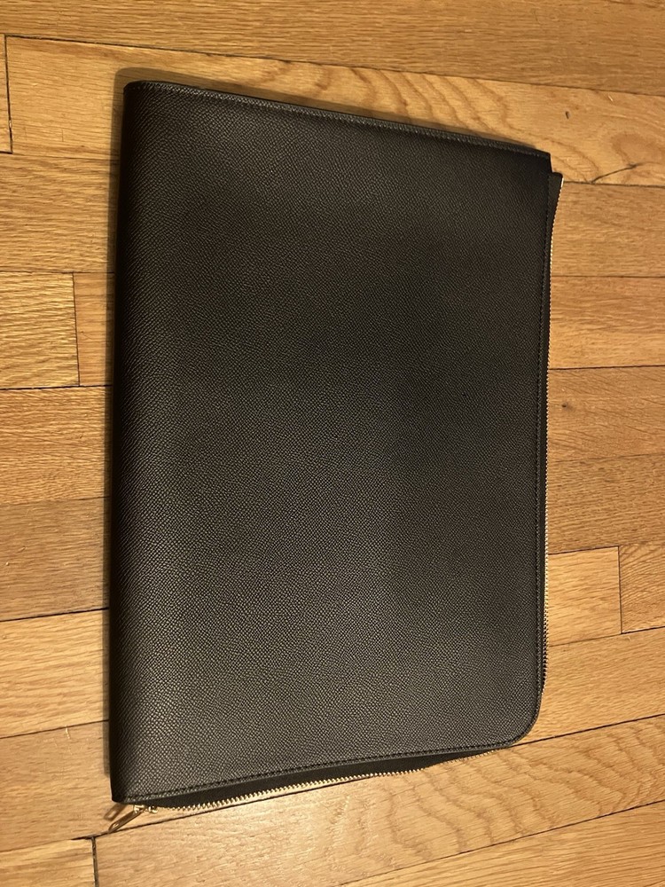 Black Leather-like Portfolio