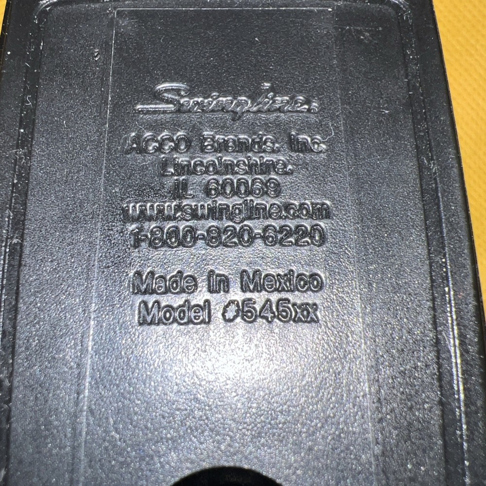 Swingline Durable Desk Stapler Black 546