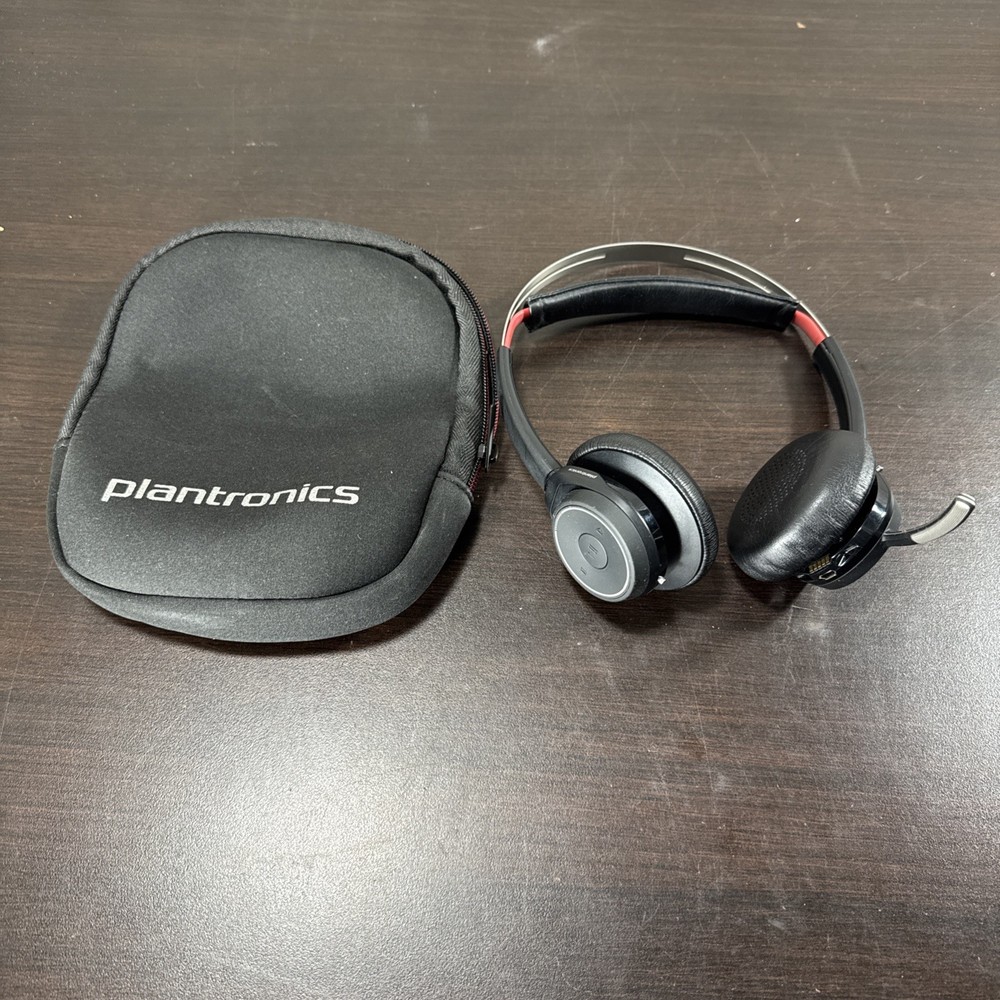 PLANTRONICS PLT Focus B825 Bluetooth Dual Headset Headset + Case Only
