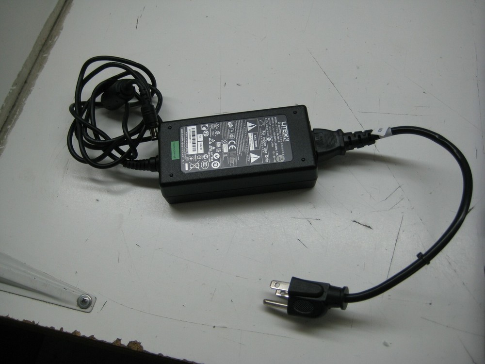 BluePoint Controls BPC-193TPMF 735-4235-00 19" Display Touch Screen