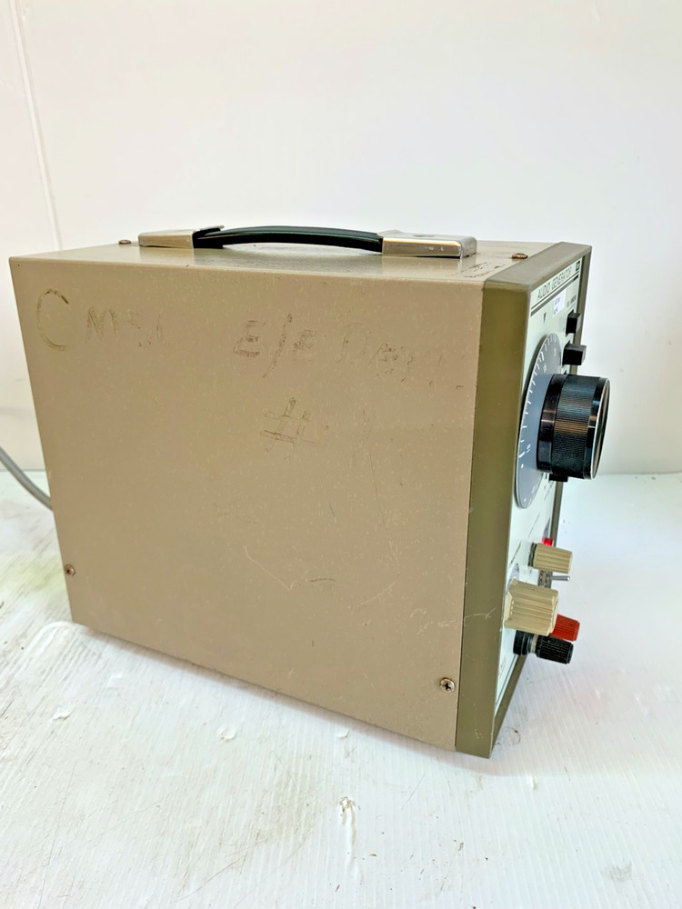 GW Audio Generator Model GAG-808B S8294