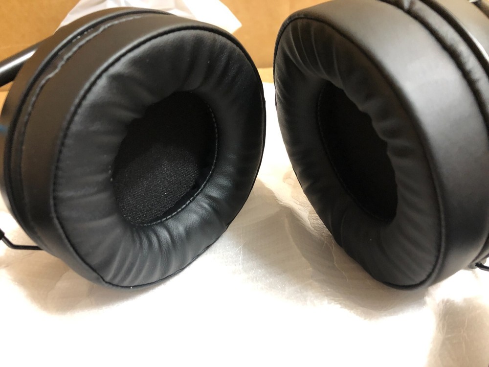 Ziumier M09 Wireless Gaming Headset 2.4G Type-C Charge Interface **