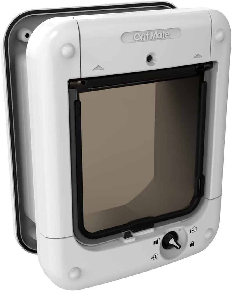 Microchip Cat Door for Up to 30 Cats - ISO & AVID Compatible, Medium Size