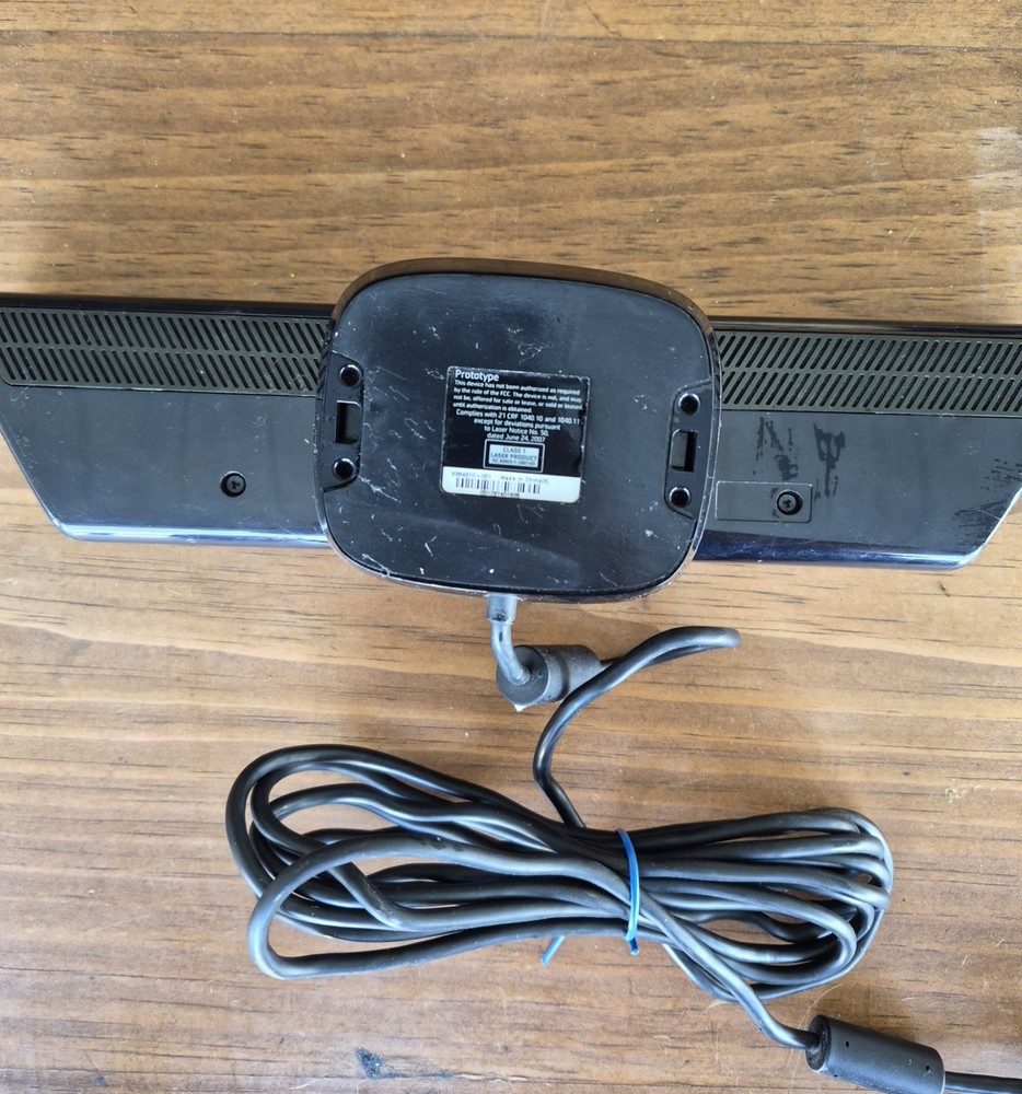 RARE Prototype Xbox 360 Kinect Sensor Model X854610-001 Developer / Collector's