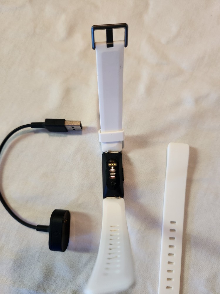 Fitbit Inspire HR Activity Tracker White With Accessories