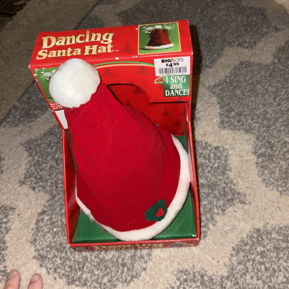 Dancing Santa Hat Does NOT Work
