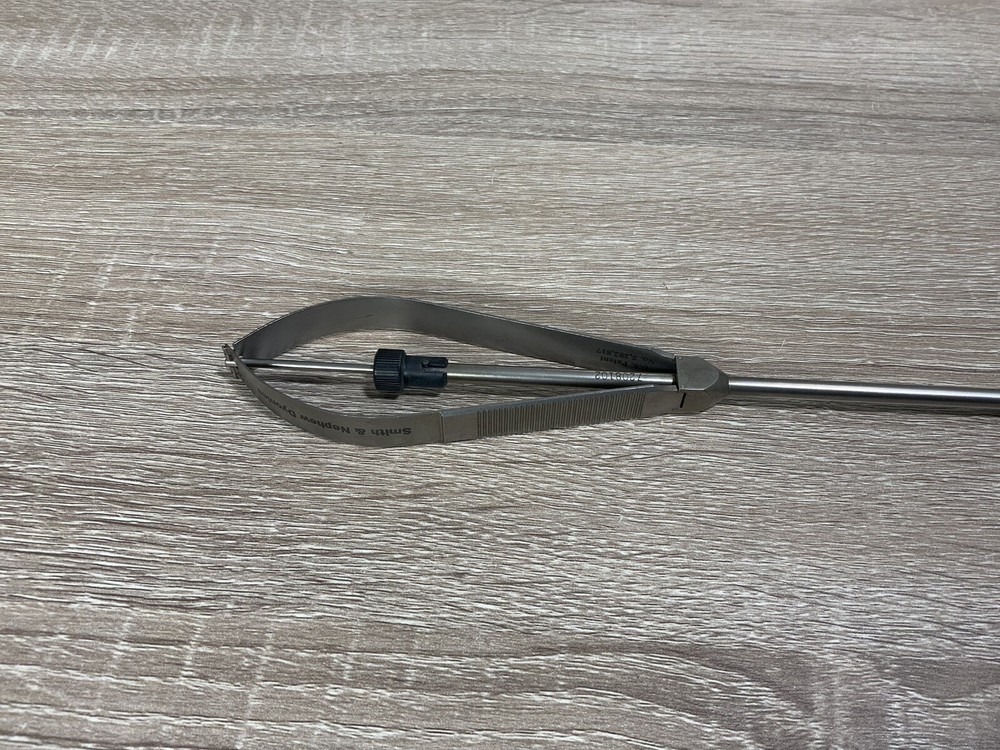 Smith & Nephew Dyonics 7208102 Laparoscopic Needleholder