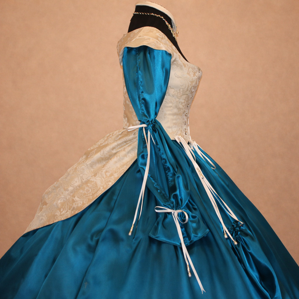 Renaissance, Buccaneer, Pirate, Wench," 4pc. Bodice Chemise Skirt Costume"