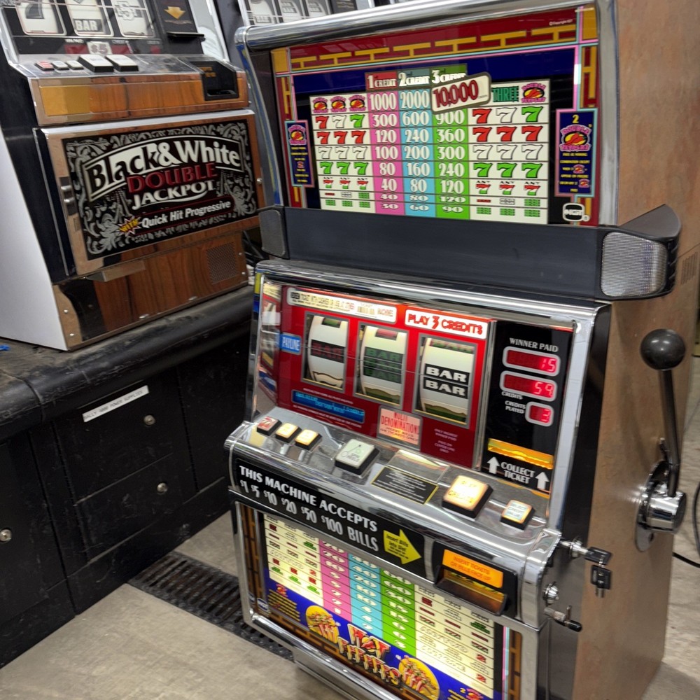 IGT S2000 Hot Peppers Slot MACHINE