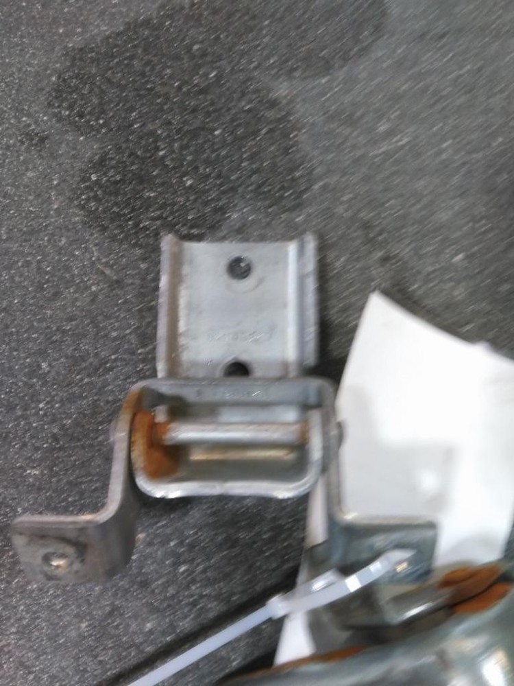 For 2008 INTERNATIONAL 8600 DOOR HINGE Left , MD