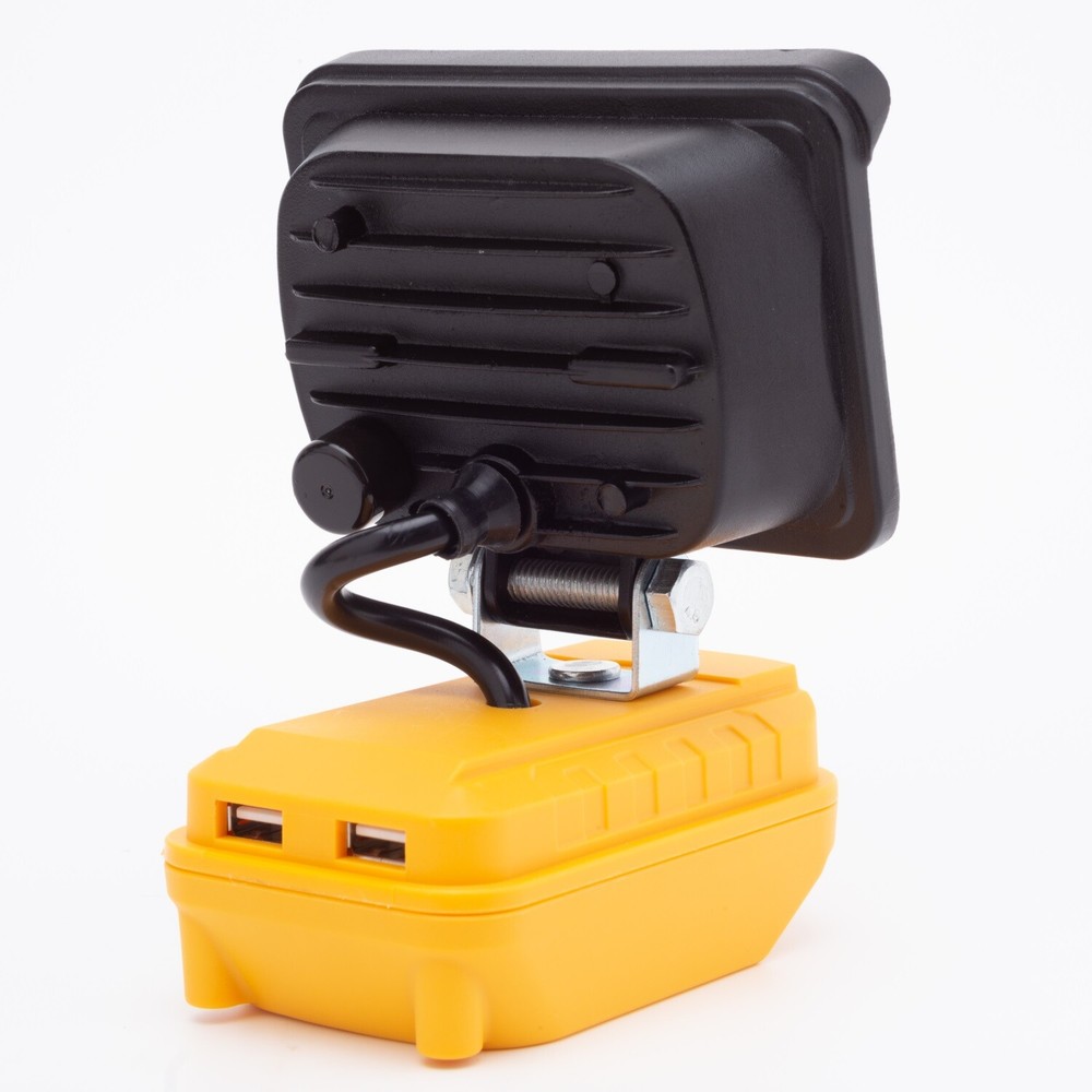 New Dewalt 20-Volt Max LED Worklight Portable Flood Light Flashlight Tool Only