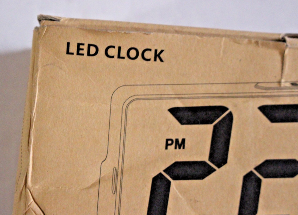 LED CLOCK PLX-A228 WHITE