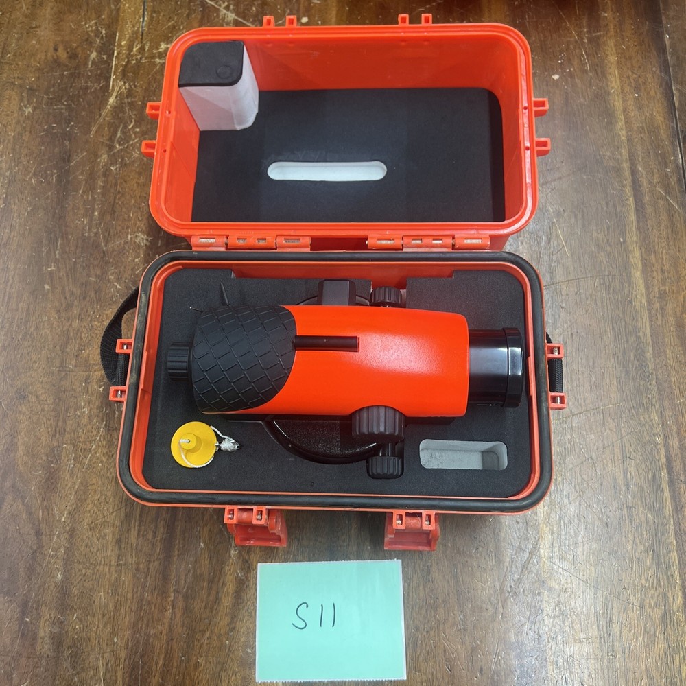 CST/Berger Automatic Level 22x With Hard Case  Orange