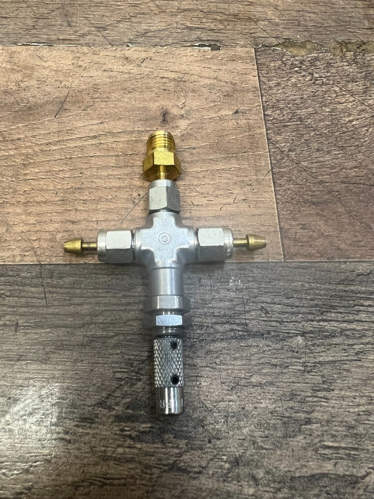 Nupro Needle Valve 3 way