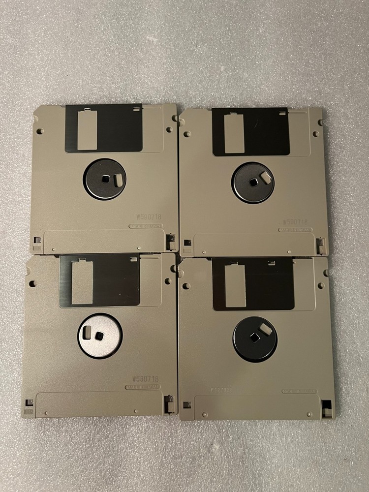 IBM Operating System/2 - 3.5" Floppy Vintage Software '87 (4-Disk Set)