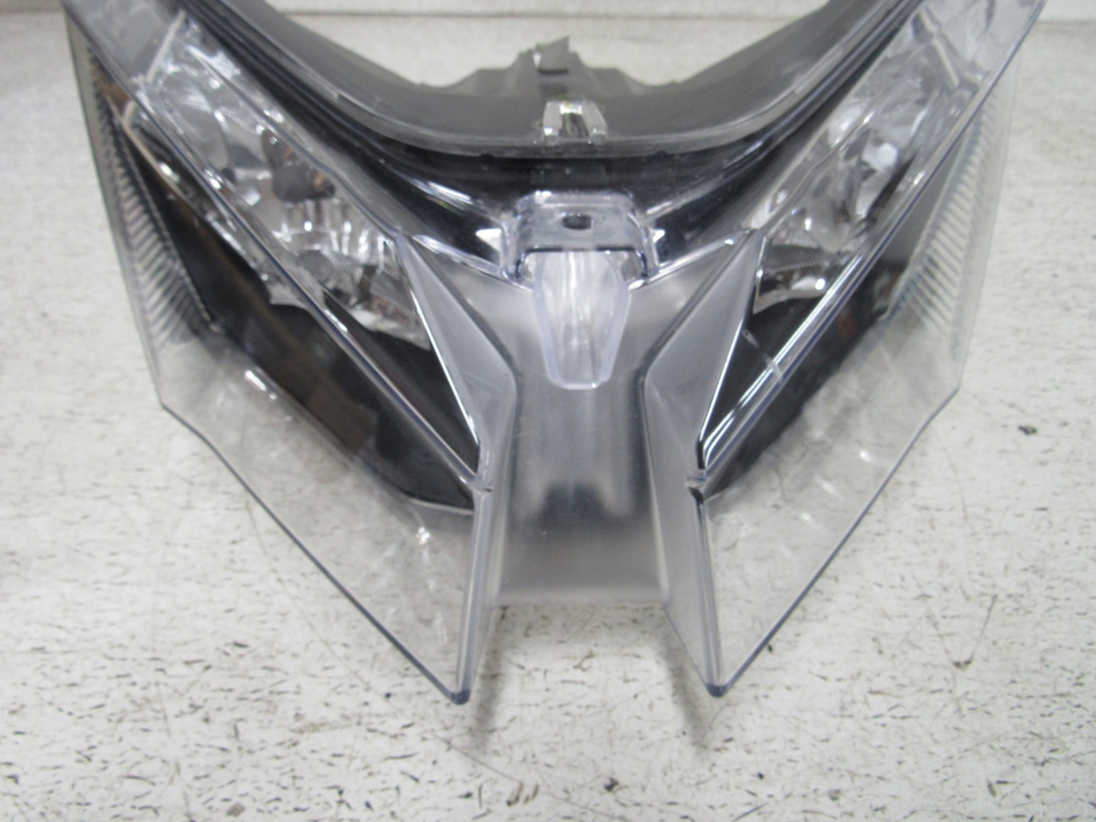 19 SKI DOO FREERIDE G4 850 E-TEC GEN 4 HEADLIGHT HEAD LIGHT LAMP STOCK #0124