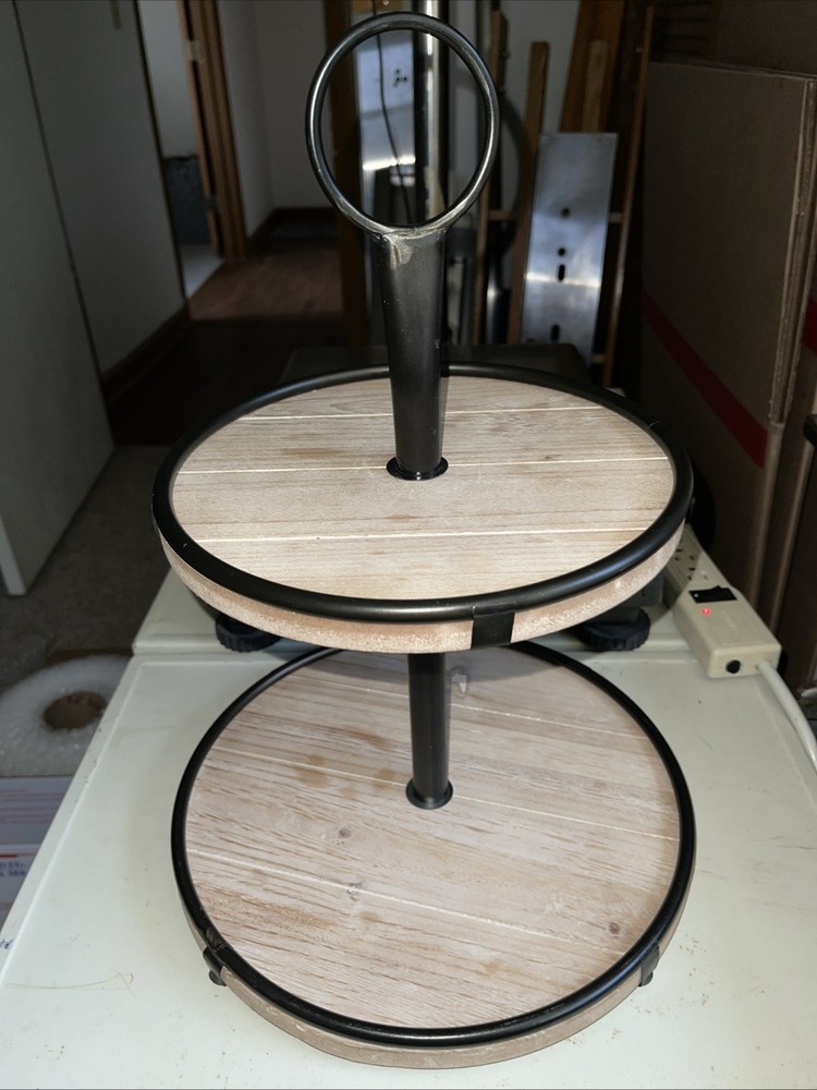 Two Tiered Cupcake Stand