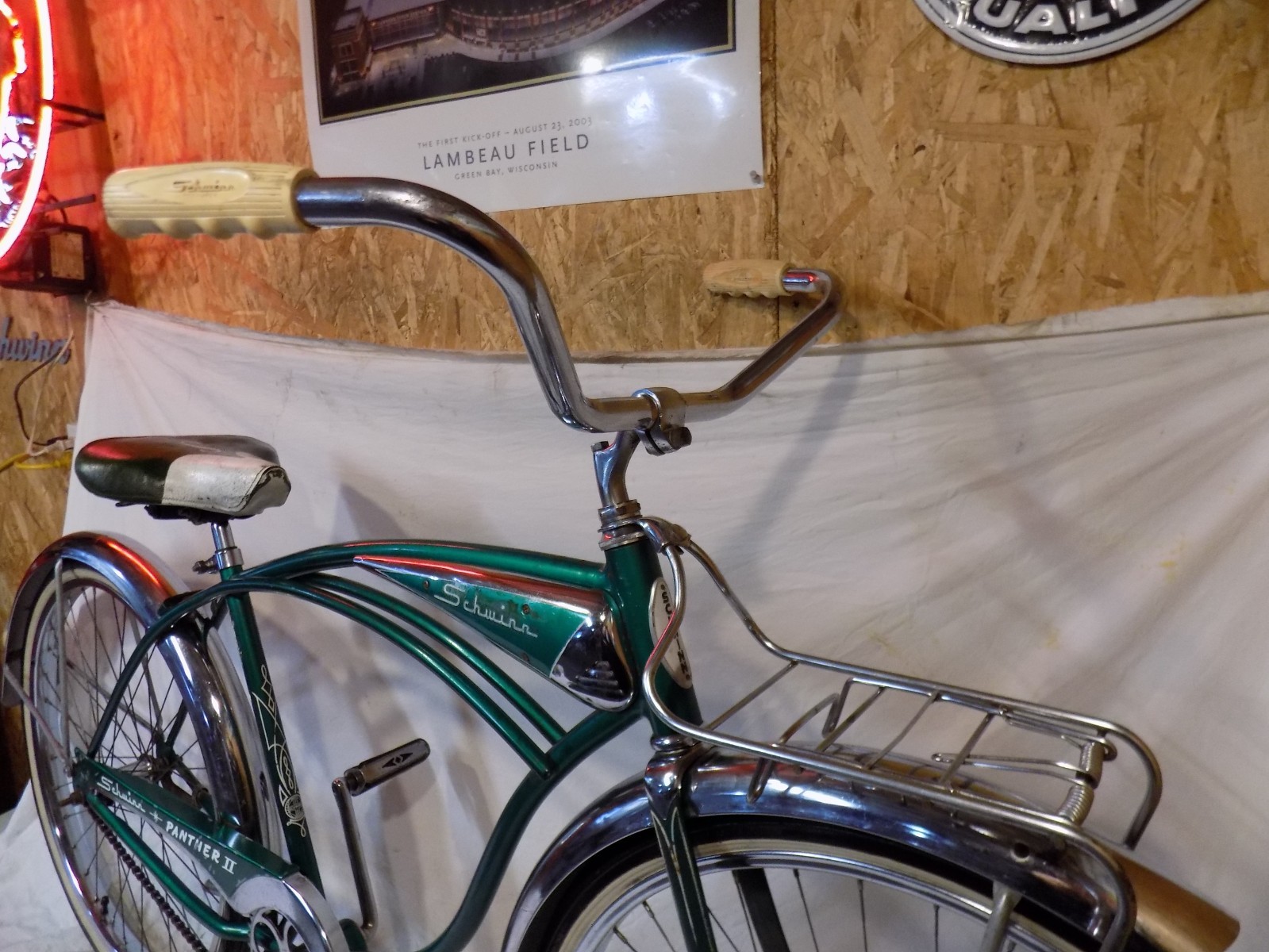 1960 SCHWINN PANTHER II MENS PEANUT TANK BICYCLE S7 AMERICAN JAGUAR CORVETTE 68