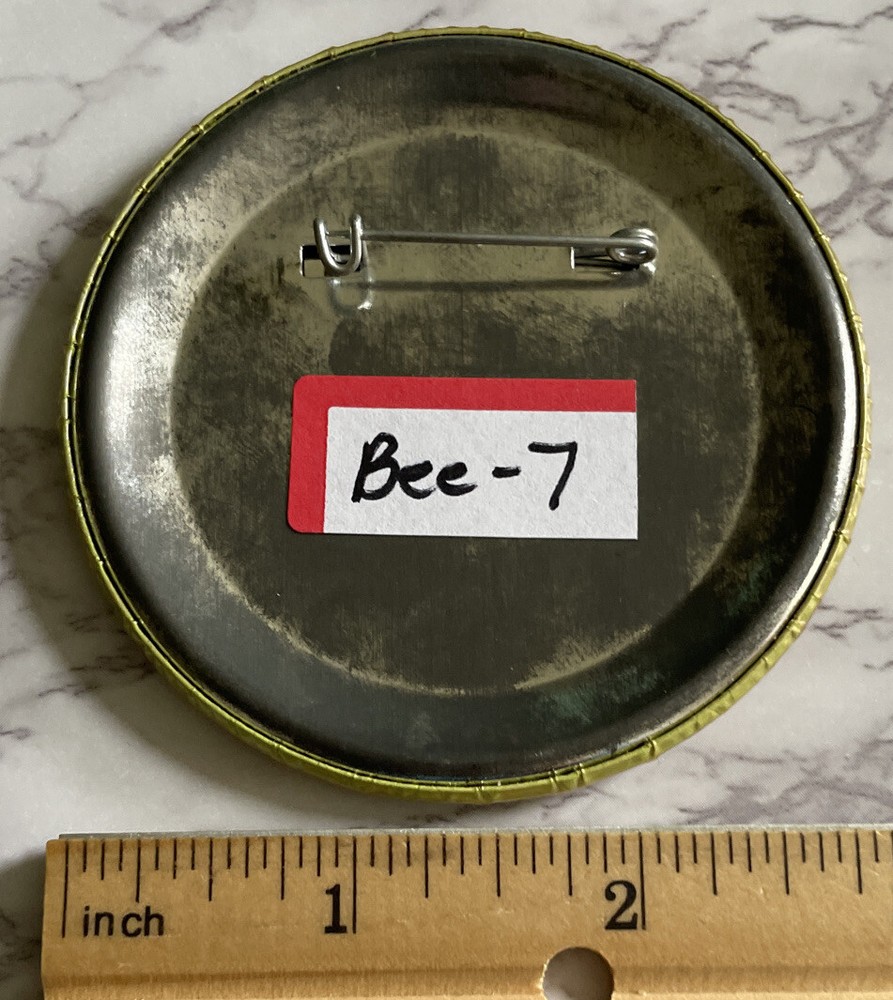 This Bud's For You Budweiser Beer Pinback Button Pin BEE-7