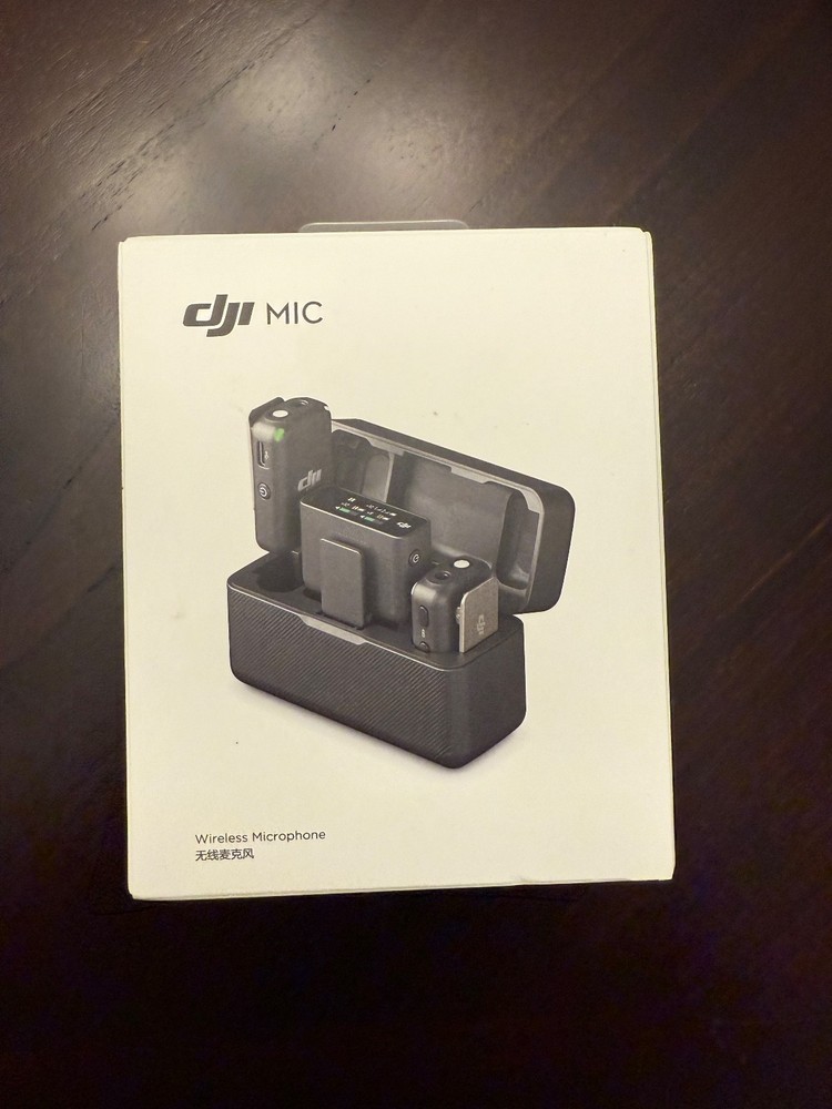 DJI MIC (2TX + 1RX) Wireless Omnidirectional Microphone System AST01