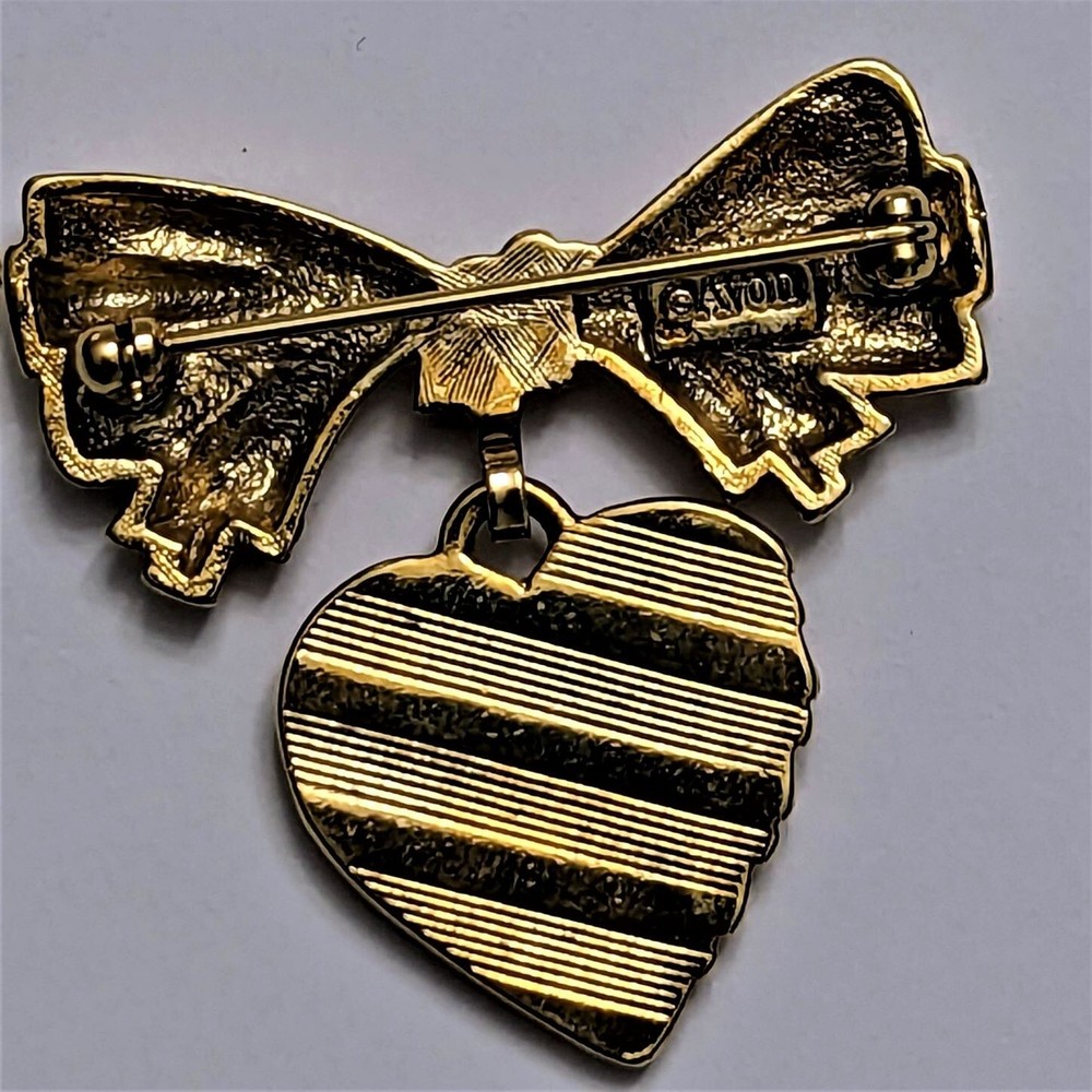 Avon Bow and Heart Pin