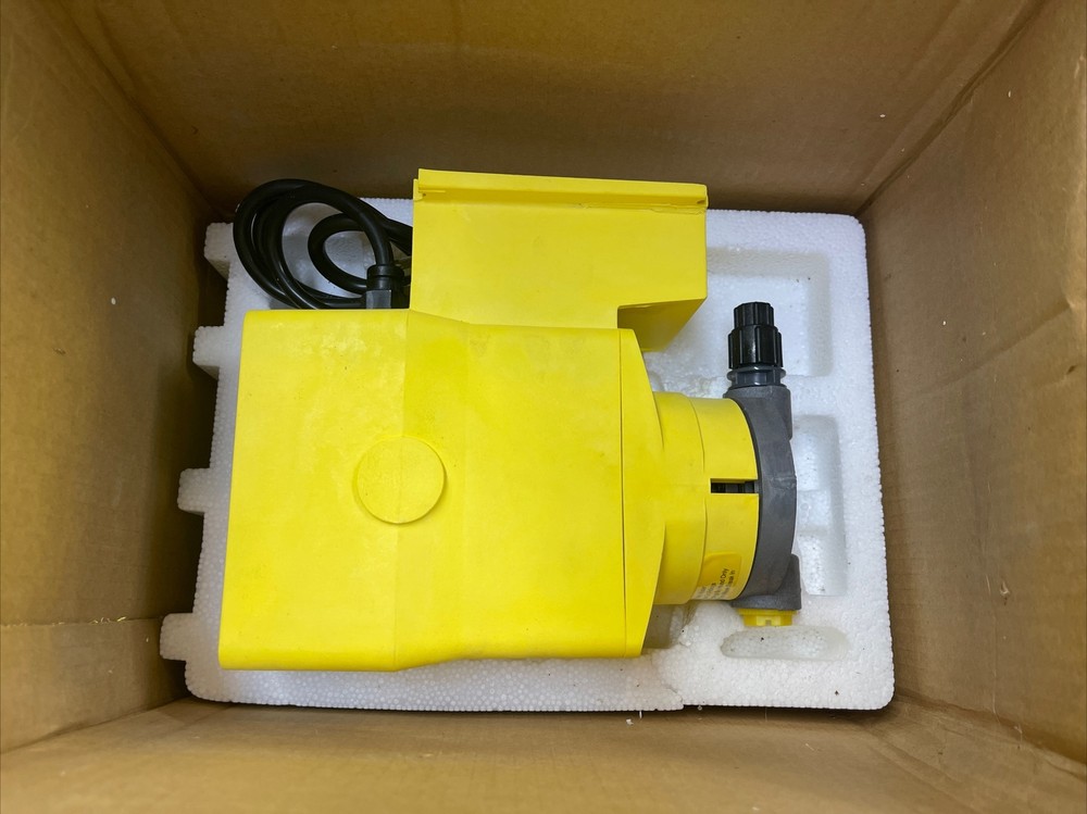 LMI MILTON ROY ELECTROMAGNETIC DOSING PUMP AA151-85HV