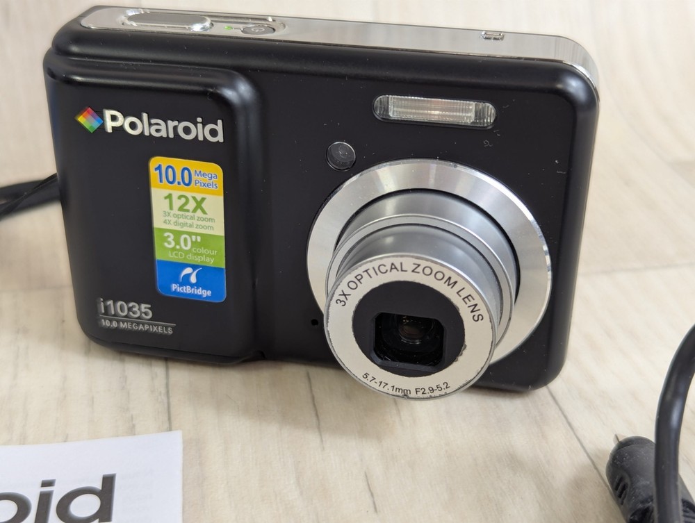 Polaroid I1035 10Mp Compact Digital Camera Boxed Great Condition 3" Screen