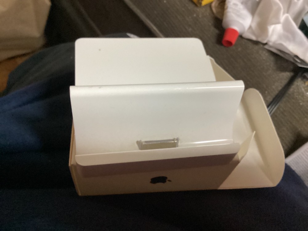 Apple iPad MC940ZM/A 30-pin Docking Station