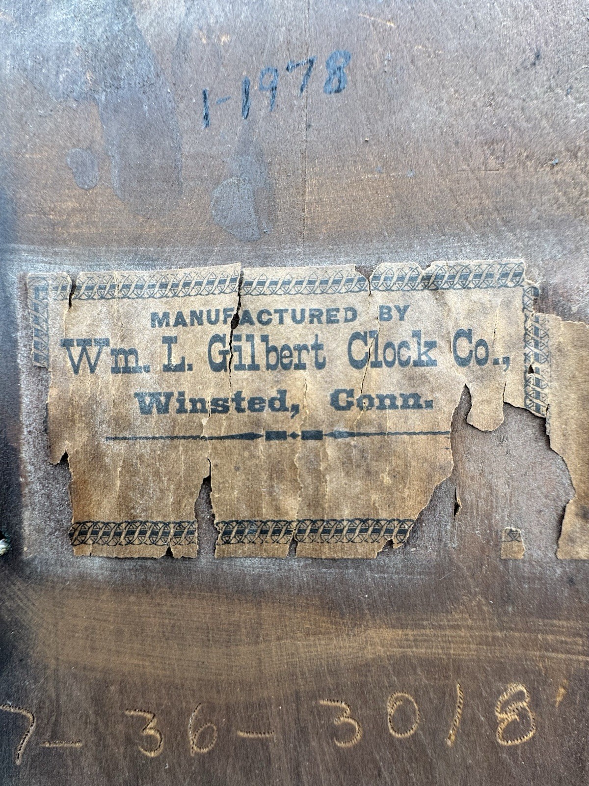 Antique 1800s WM L Gilbert Mantle Clock W/Key Tested Runs