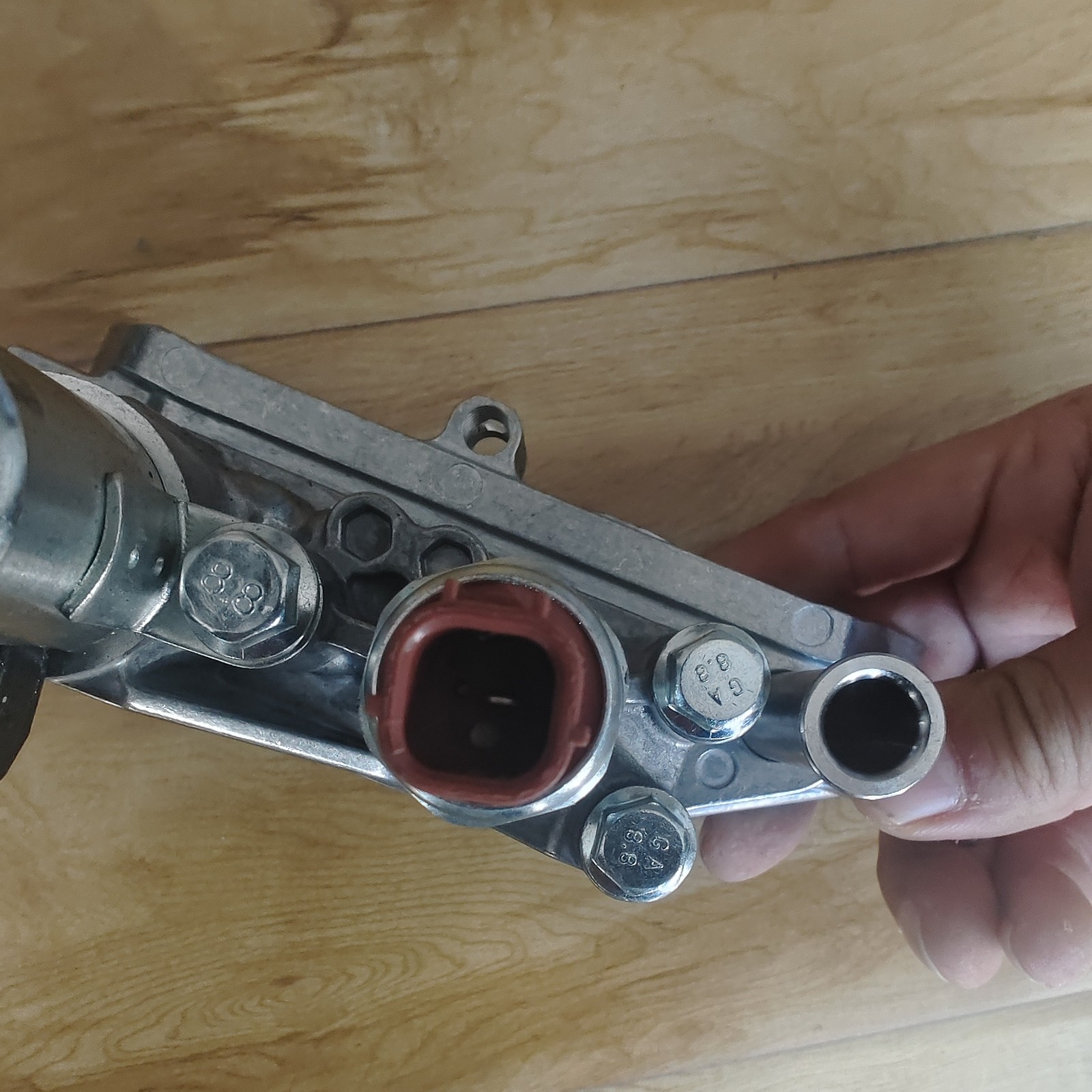 New 15810-R70-A04 For Honda Spool Valve Variable Timing Assembly FR VVT