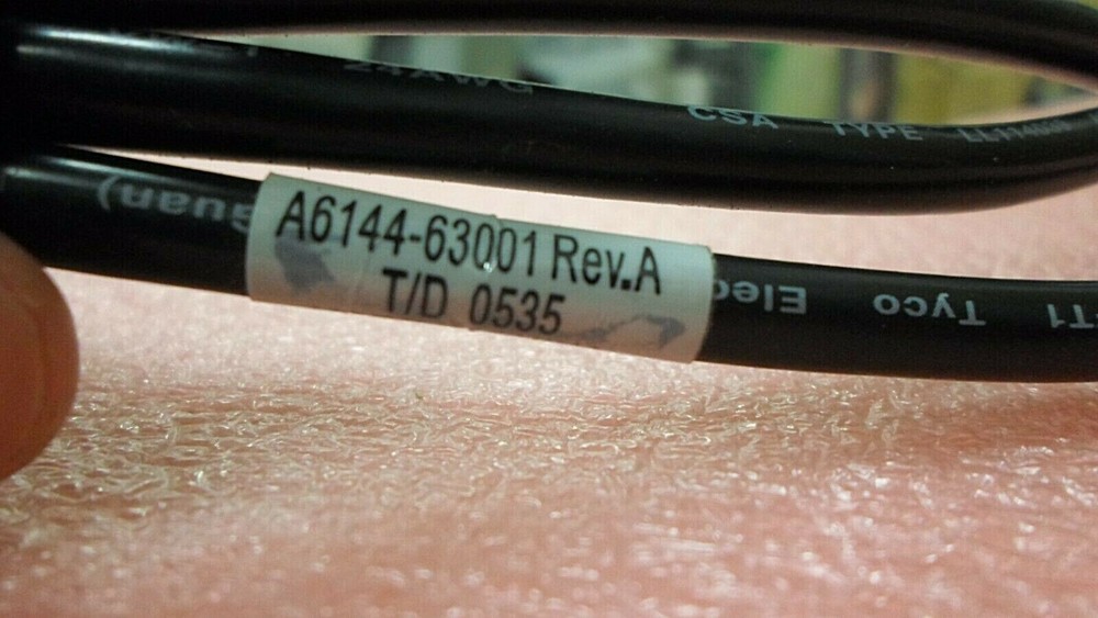 HP A6144-63001 COMPUTER TO UPS/CONSOLE/REMOTE CABLE.