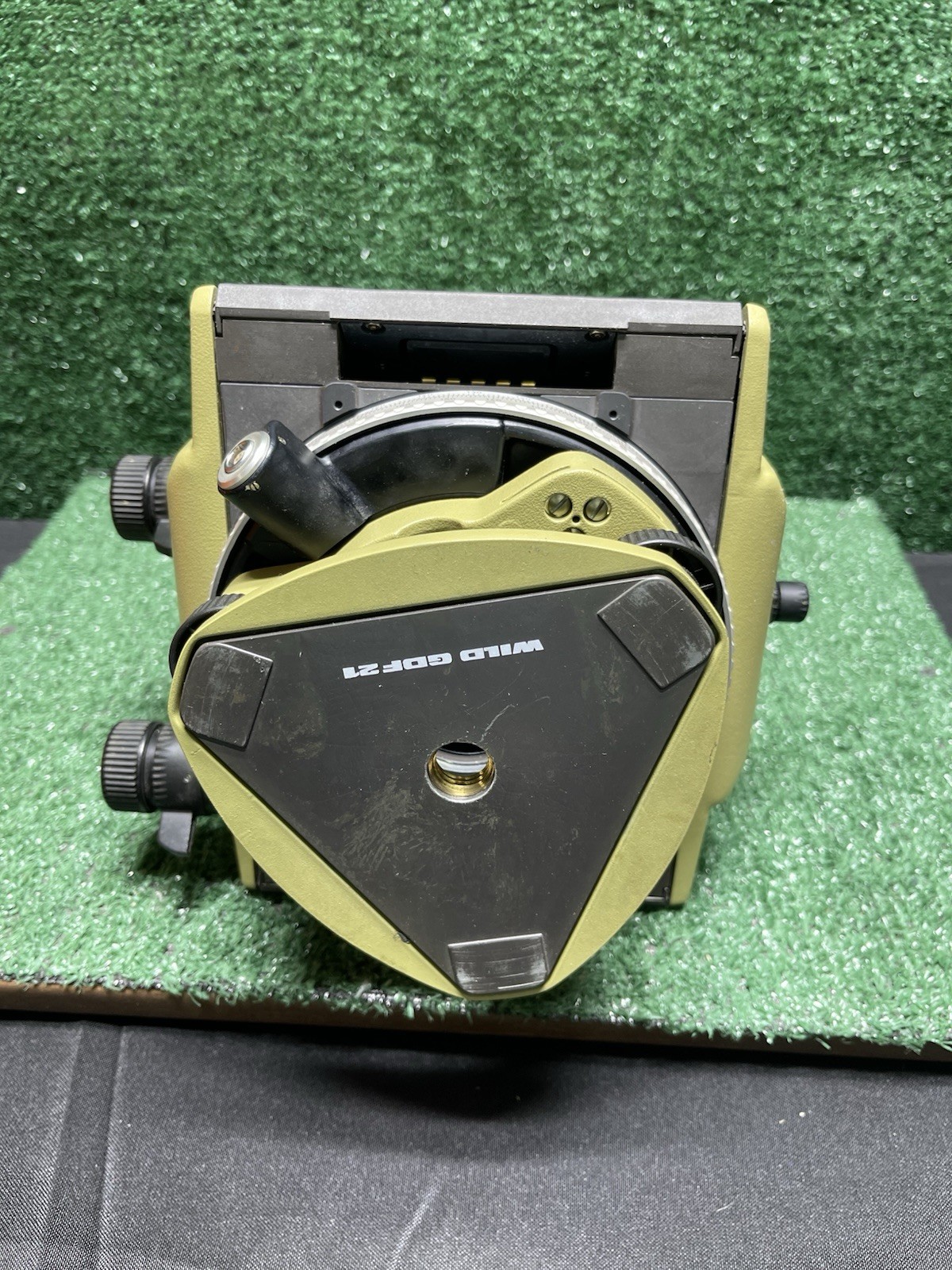 Leica Wild Heerburg T3000 Theomat Theodolite /Sun Filter. W/Case&Key No Battery.