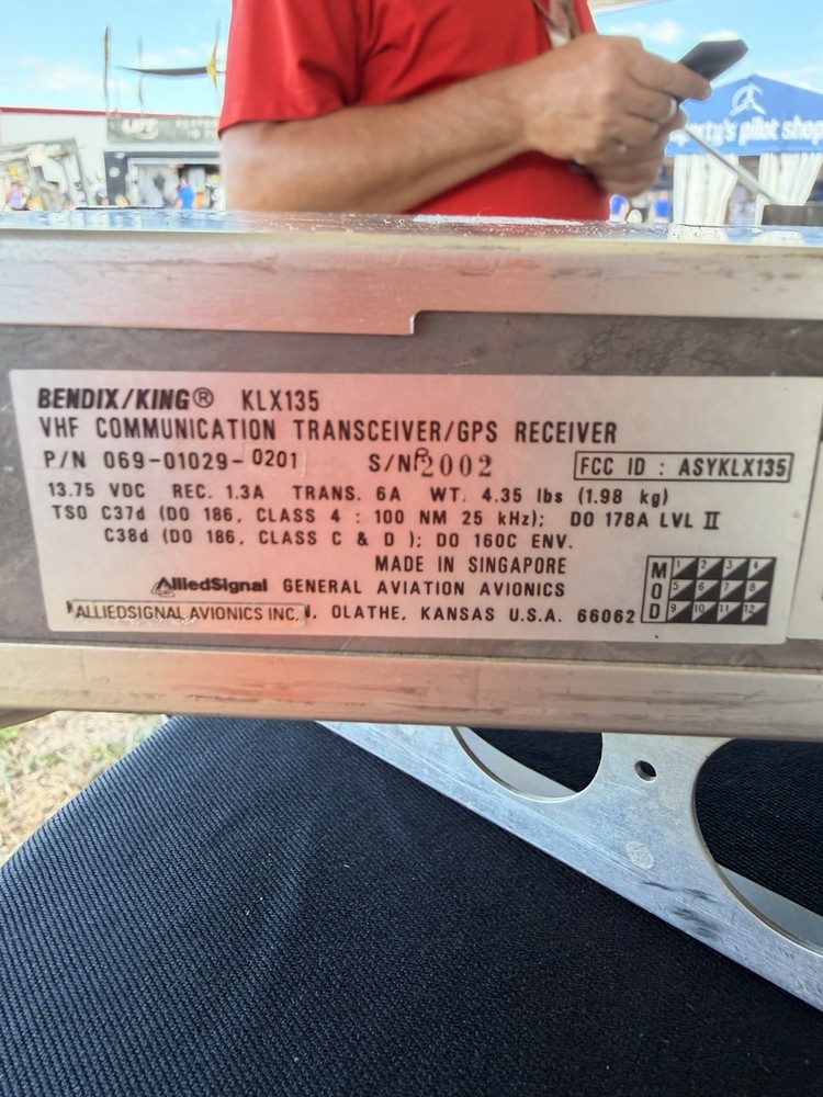 Bendix/King KLX-135 GPS Comm Install Manual