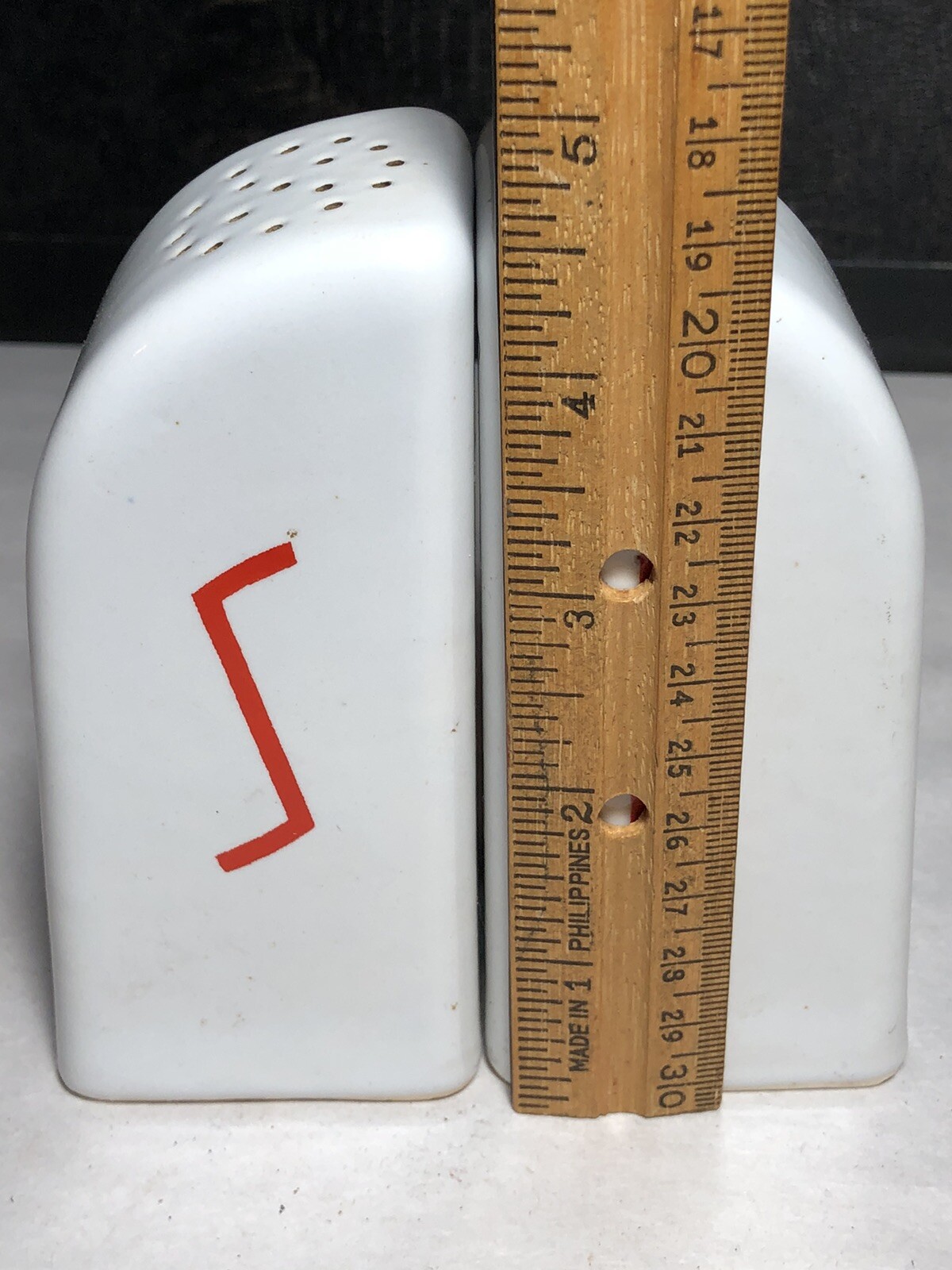 Pair Of Vintage Art Deco Mid Century Ceramic Salt & Pepper Shakers Gift