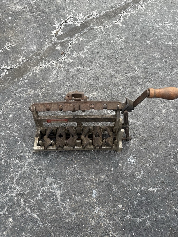 Diamond National Corporation Egg Carton Maker Machine