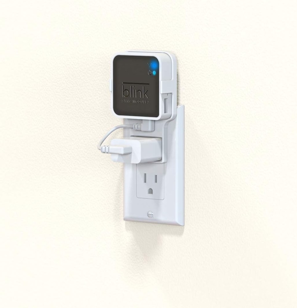 Compact Outlet Wall Mount for Blink Sync Module 2 - Easy, Tool-Free Installation
