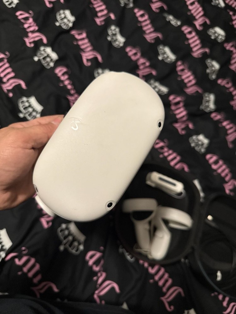 Meta Quest 2 128GB VR Bundle with Elite Strap with Battery, Controllers, Link Ca