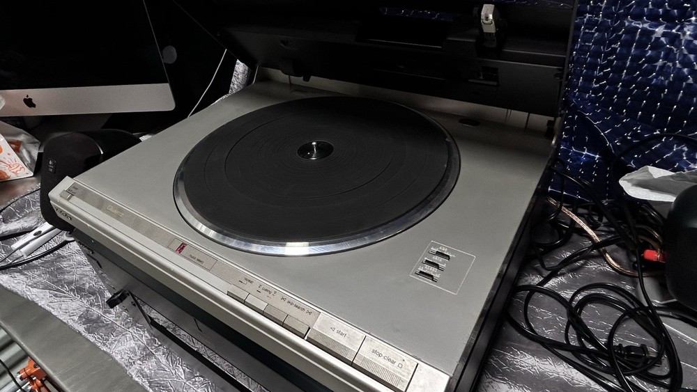 Technics SL-L2 Direct Drive Automatic Turntable System For Part Or Repair