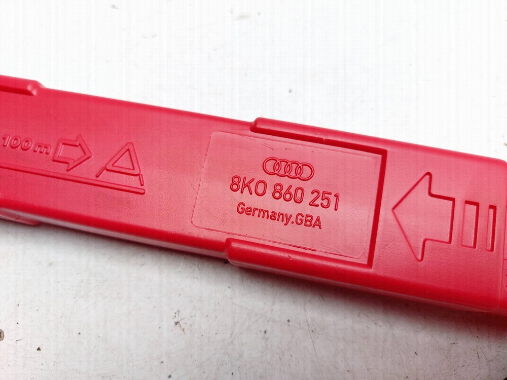 AUDI A6 C7 WARNING EMERGENCY TRIANGLE 8KO860251 2016