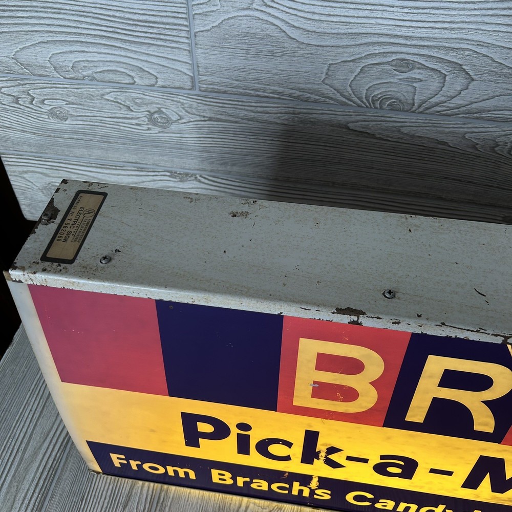 Brachs Candy Sign