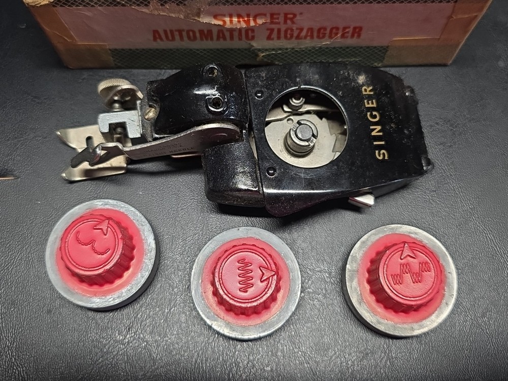 Singer Automatic Zigzagger Vintage 1956 Original Box