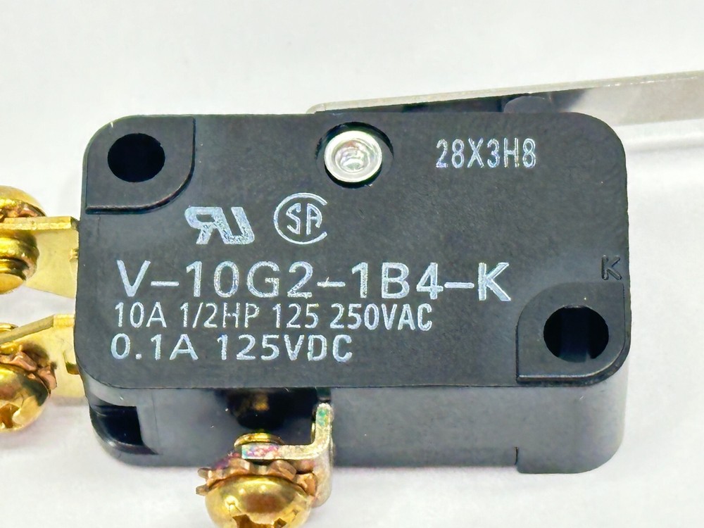 Omron V-10G2-1B4-K Miniature Basic Micro Switch 1/2HP 10A 125/250VAC
