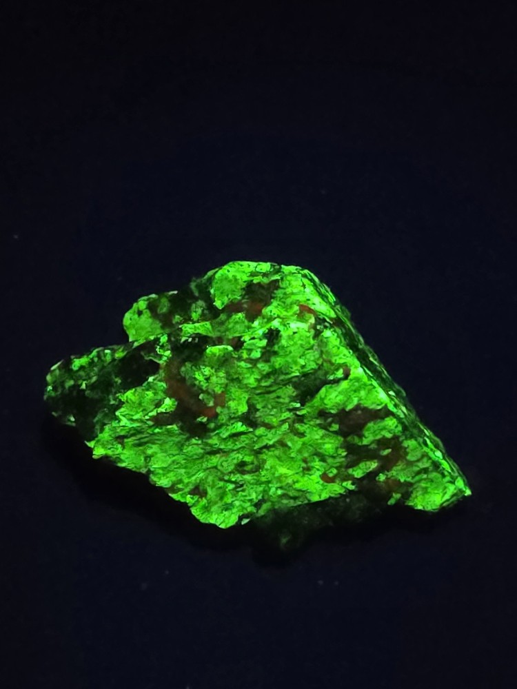 Fluorescent Willemite/Calcite Specimen 29.8 Grams