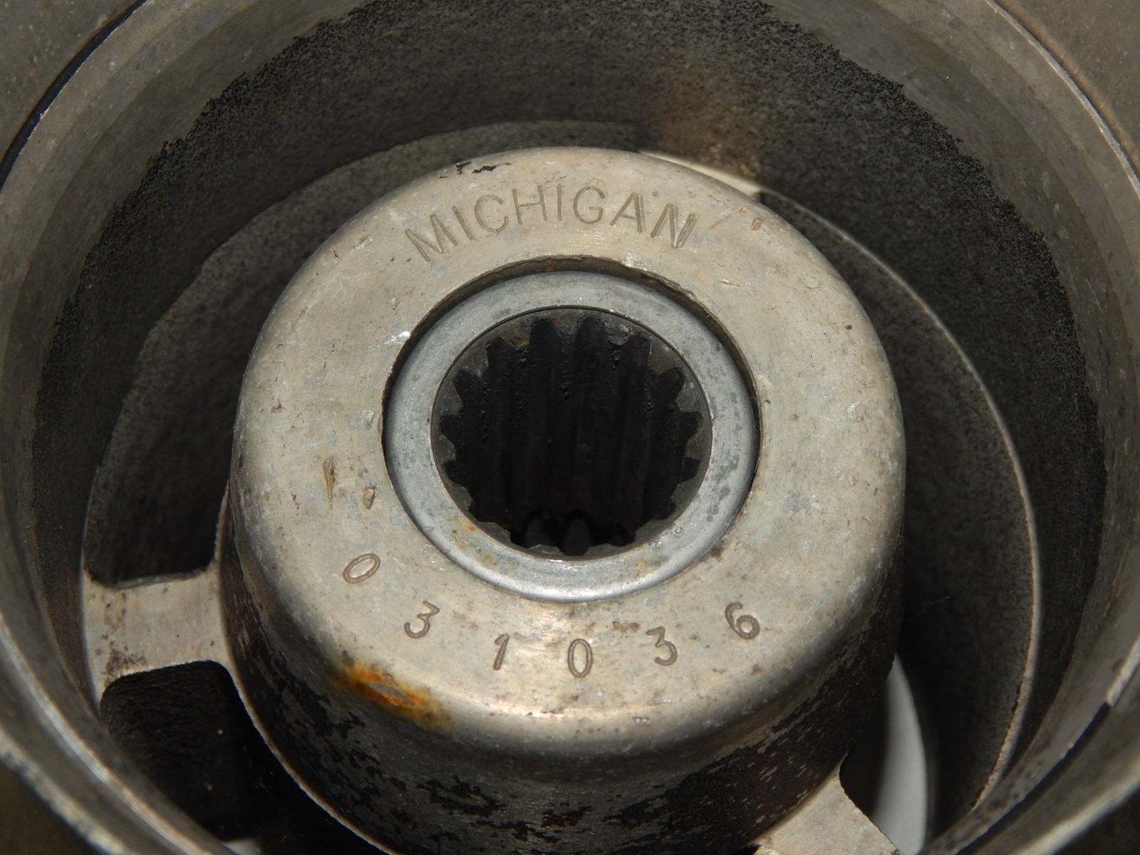 Aluminum Michigan Wheel Propeller 031036 15.75 x 17 - 15 Spline Mercury SMC376