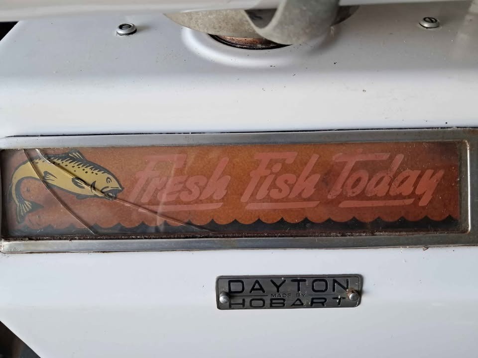 Dayton Hobart Model 970 scale